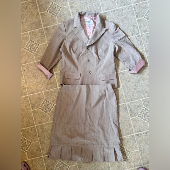 Studio 1 Petite Skirt Suit Set - Picture 4 of 4